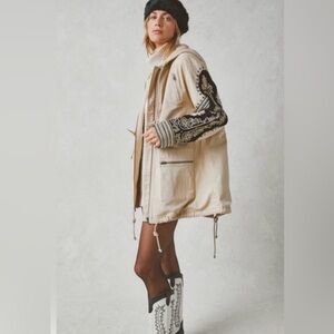 NWT FREE PEOPLE WE THE FREE MILITARY JACKET 🔥🔥